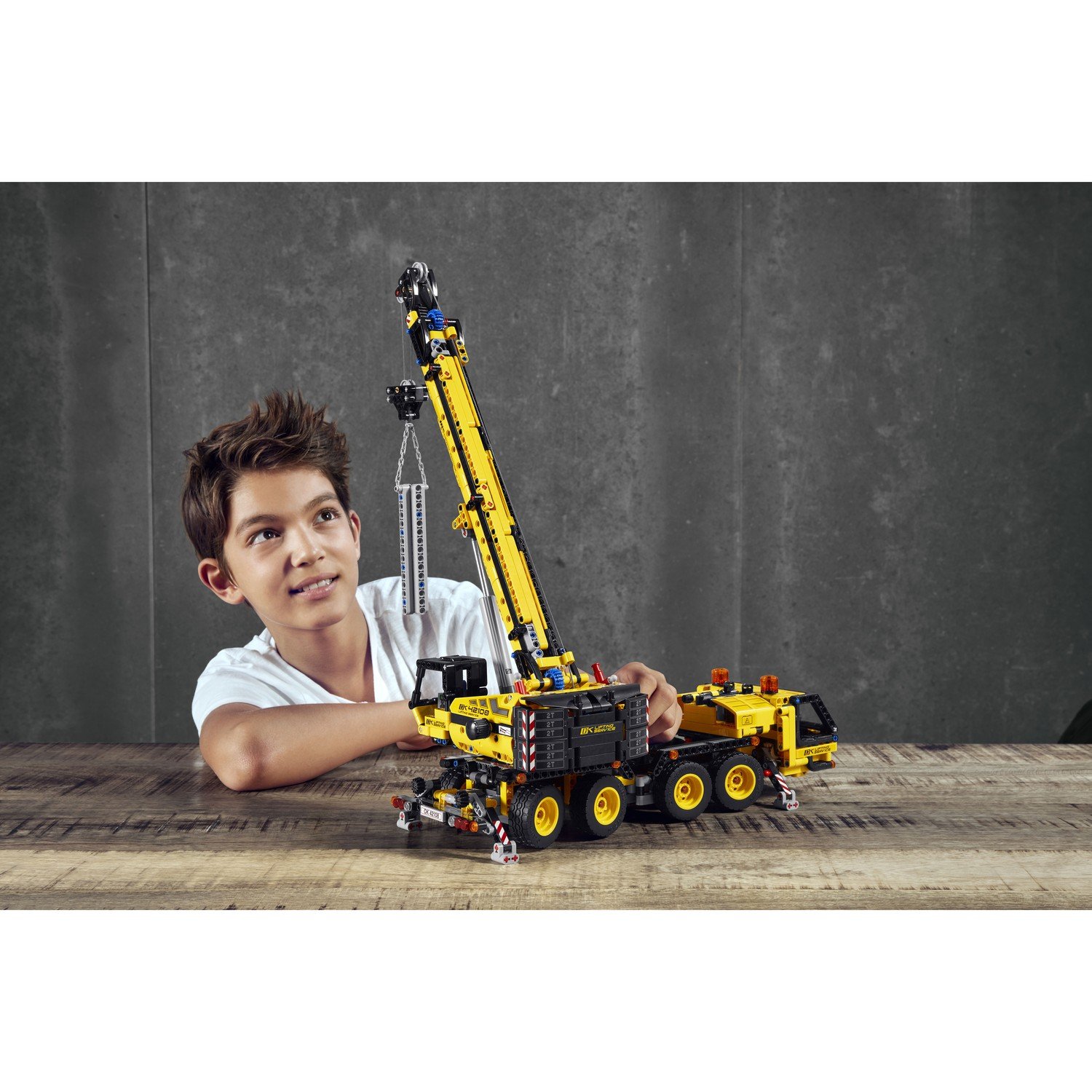 Обзор конструктора Lego Technic 42108 Мобильный кран